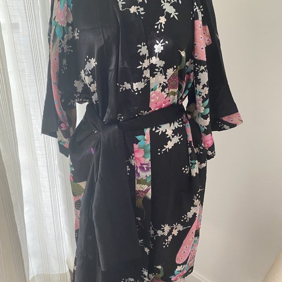 AS NEW SAM WELL SILK LONG ROBE/KIMINO JACKET - ONE SIZE - Picture 5 of 16
